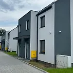 - Work & Apartamento Breslavia