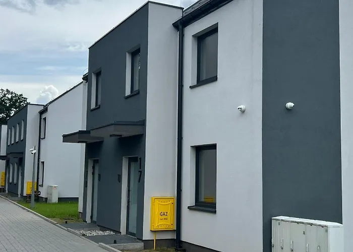 - Work & Apartamento Breslavia